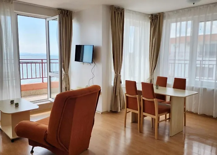 Apartment Stunning View