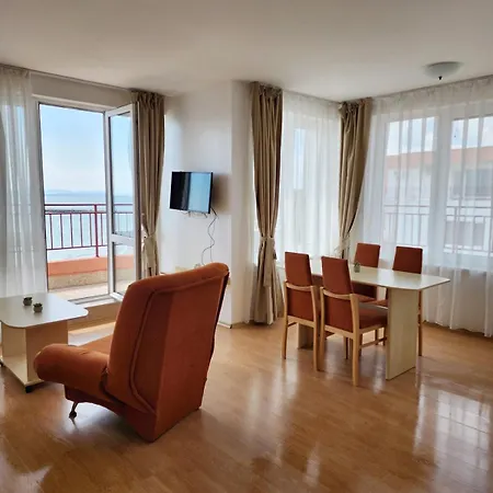 Apartment Stunning View